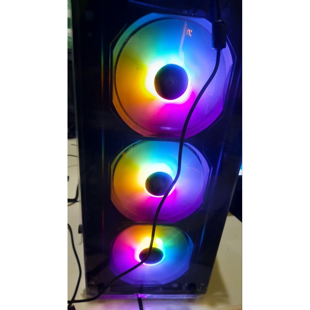 CPU Core i5 VGA 4GB RAM 8GB