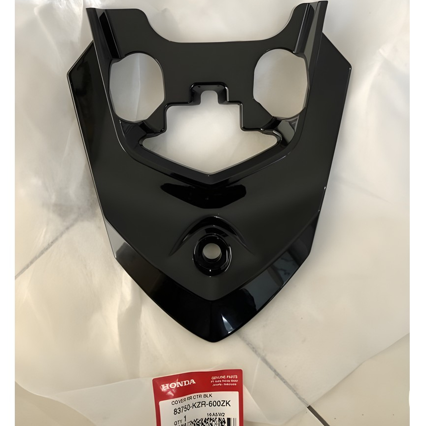 83750KZR600ZK COVER RR CTR(BLK) Sambungan Body Belakang Honda Vario 125 Old (generasi 2012 - 2015) 8