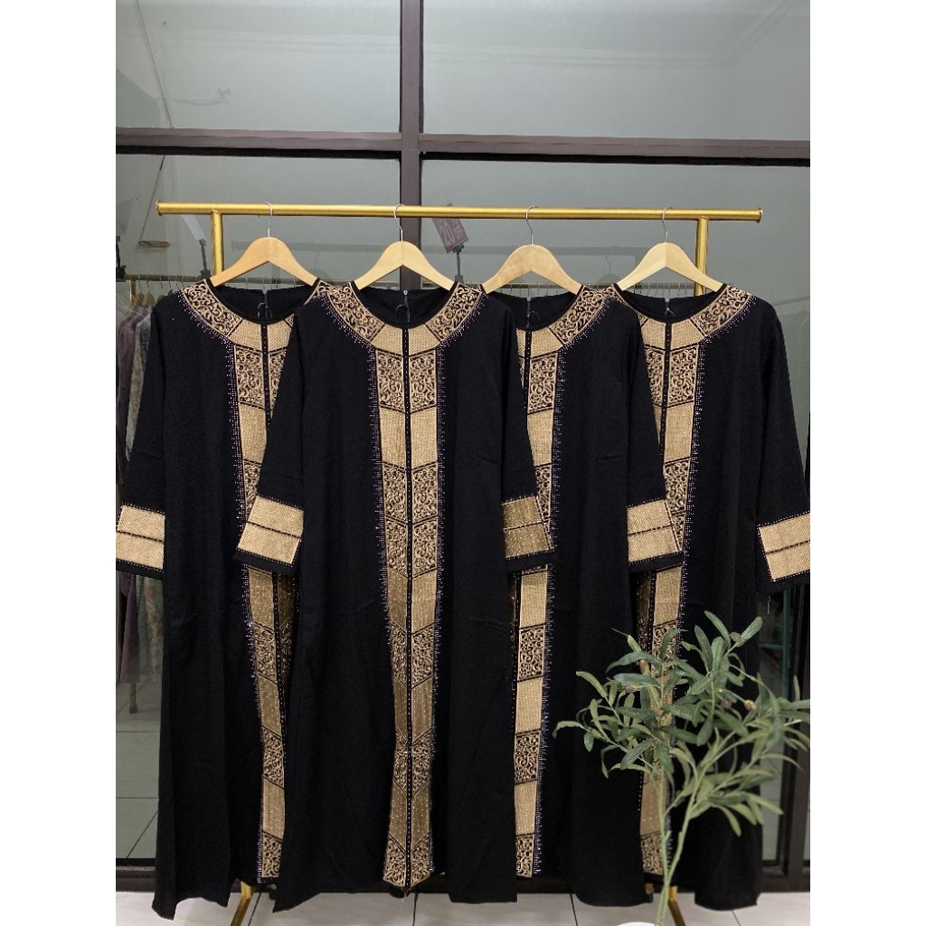 GV Kamila Abaya