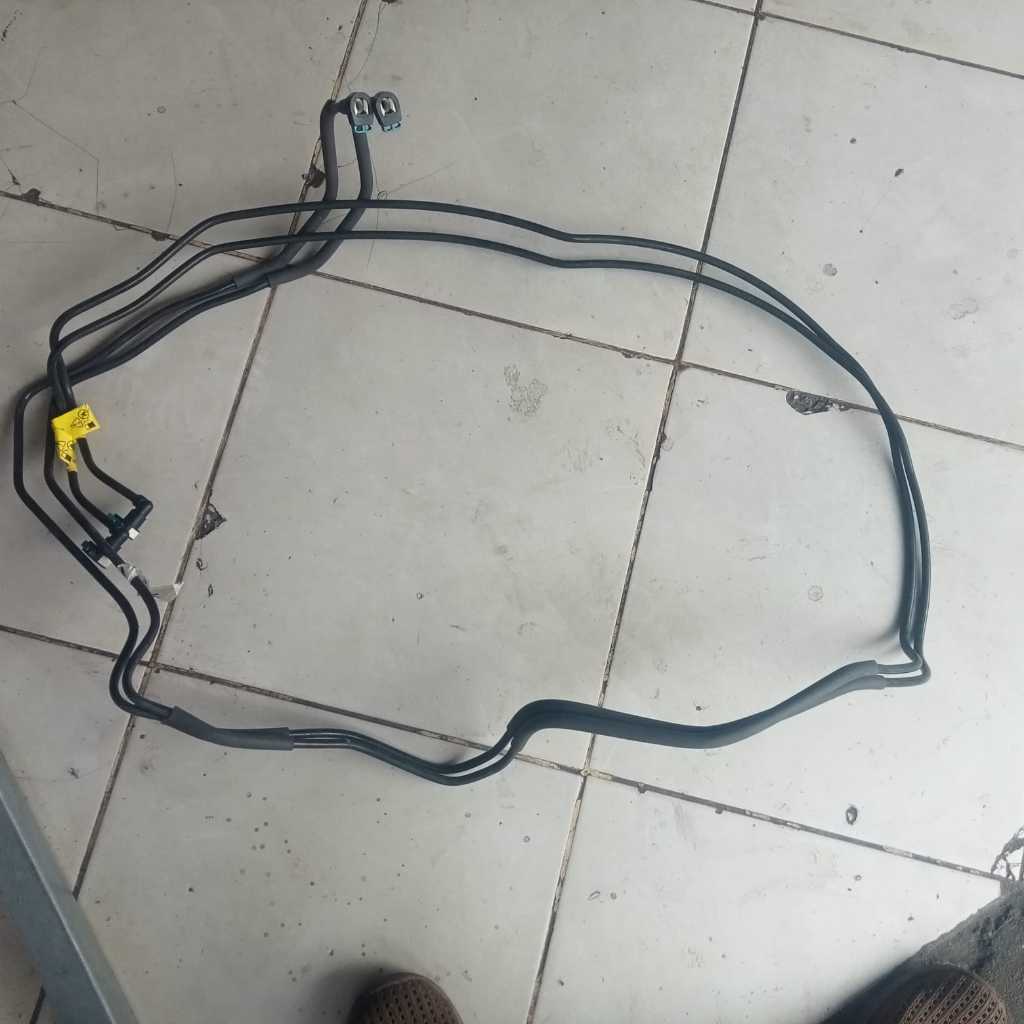 Selang bensin Chevrolet Spin 1500cc