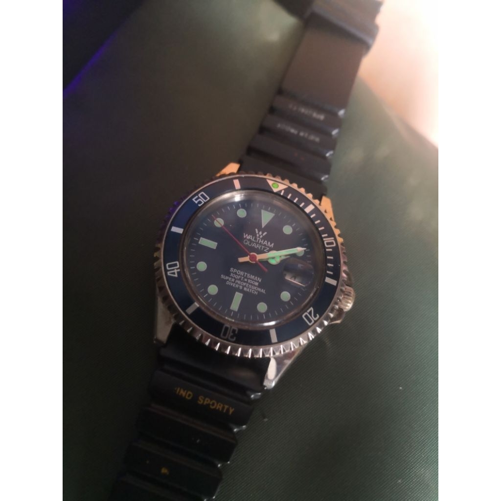 vintage jam tangan waltham sub Marine blue dial
