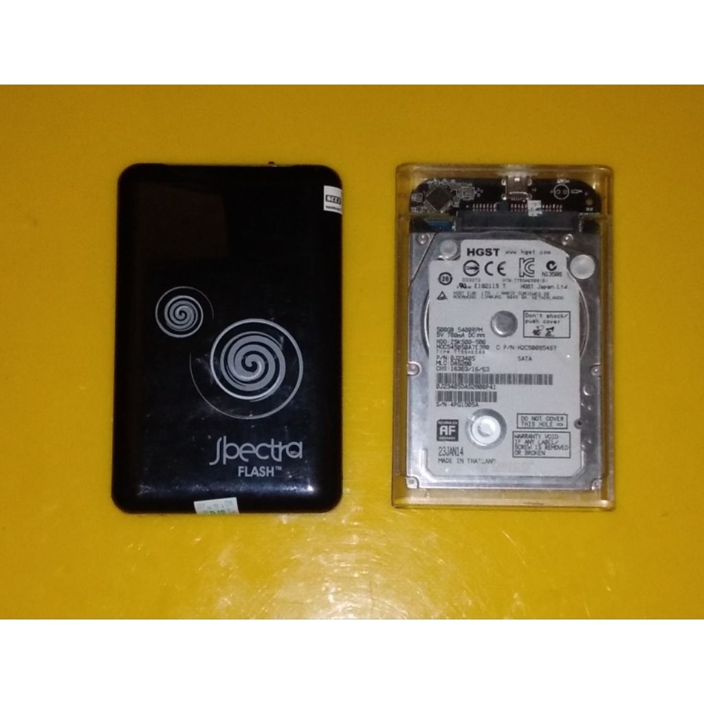 Hardisk External Merk HGST 500GB Dan Merk Spectra Flash 500GB Bekas Kondisi Normal