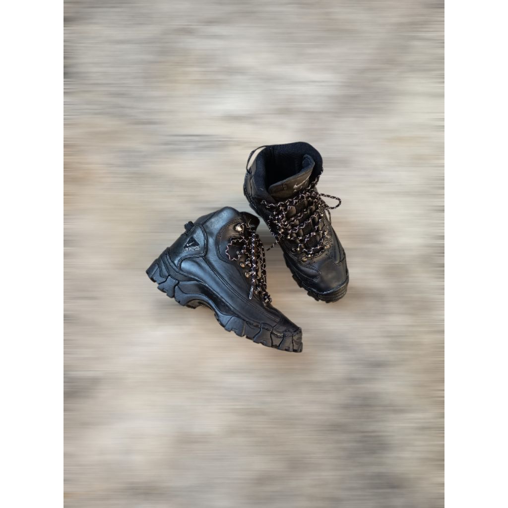 Nike ACG Boots Vintage
