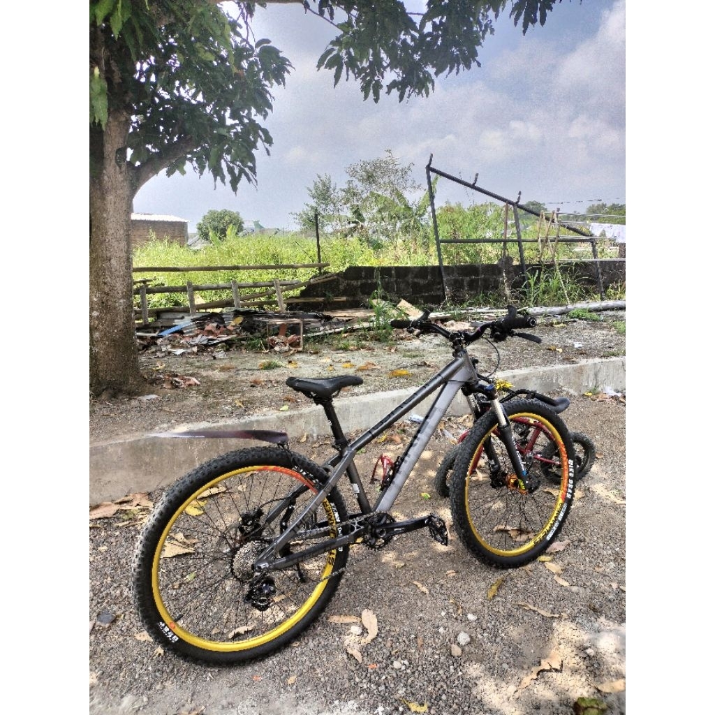 Sepeda MTB Thrill Wreak 4X DJ Dirt Jump 26