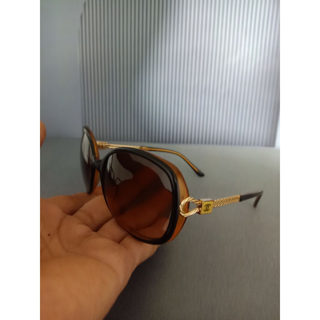 Chanel sunglasses authentic preloved