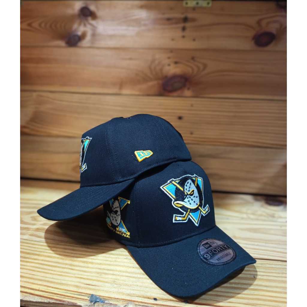 Topi Mighty Ducks Anaheim 20th Anniversary Cap Black Premium Import