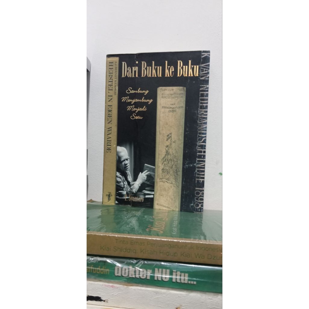 Dari Buku ke Buku