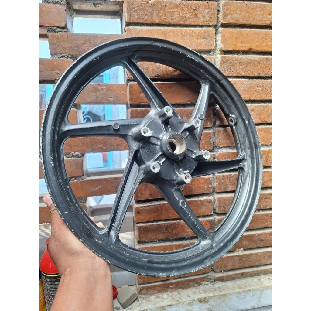 velg depan cw versa/ megapro mono original ahm honda