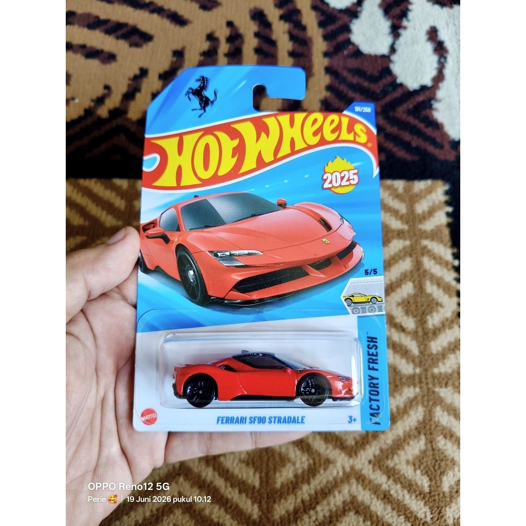 Hot Wheels Ferrari Sf90