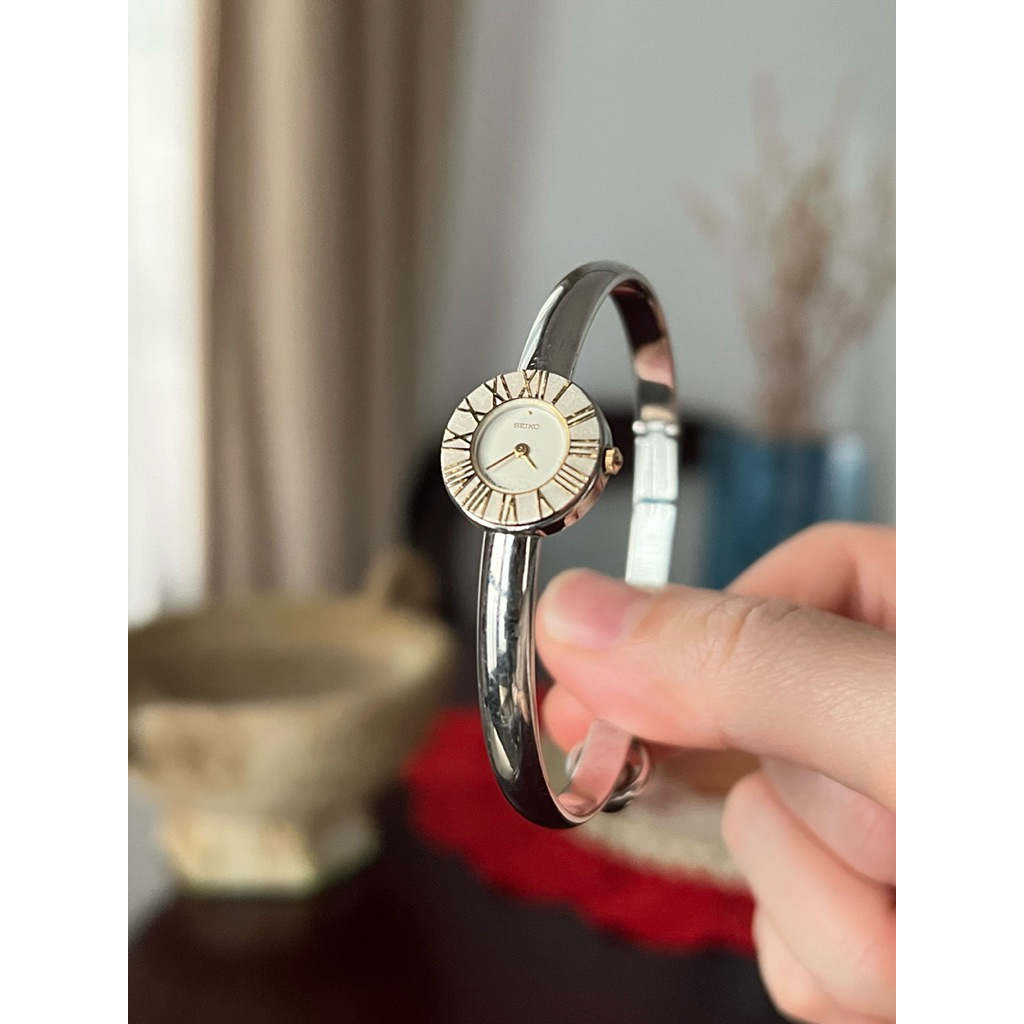 Seiko Silver Bangle Watch