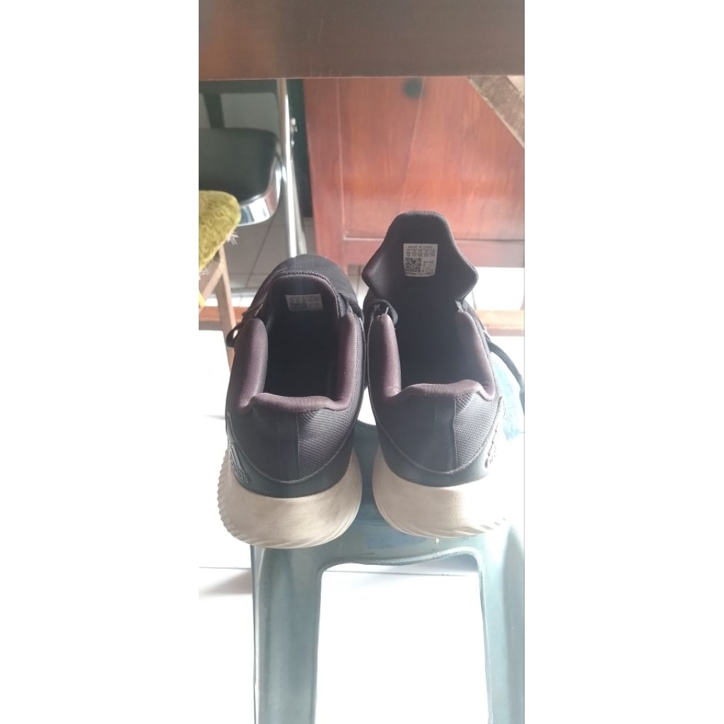 sepatu Adidas Alphabounce RC 2 bekas