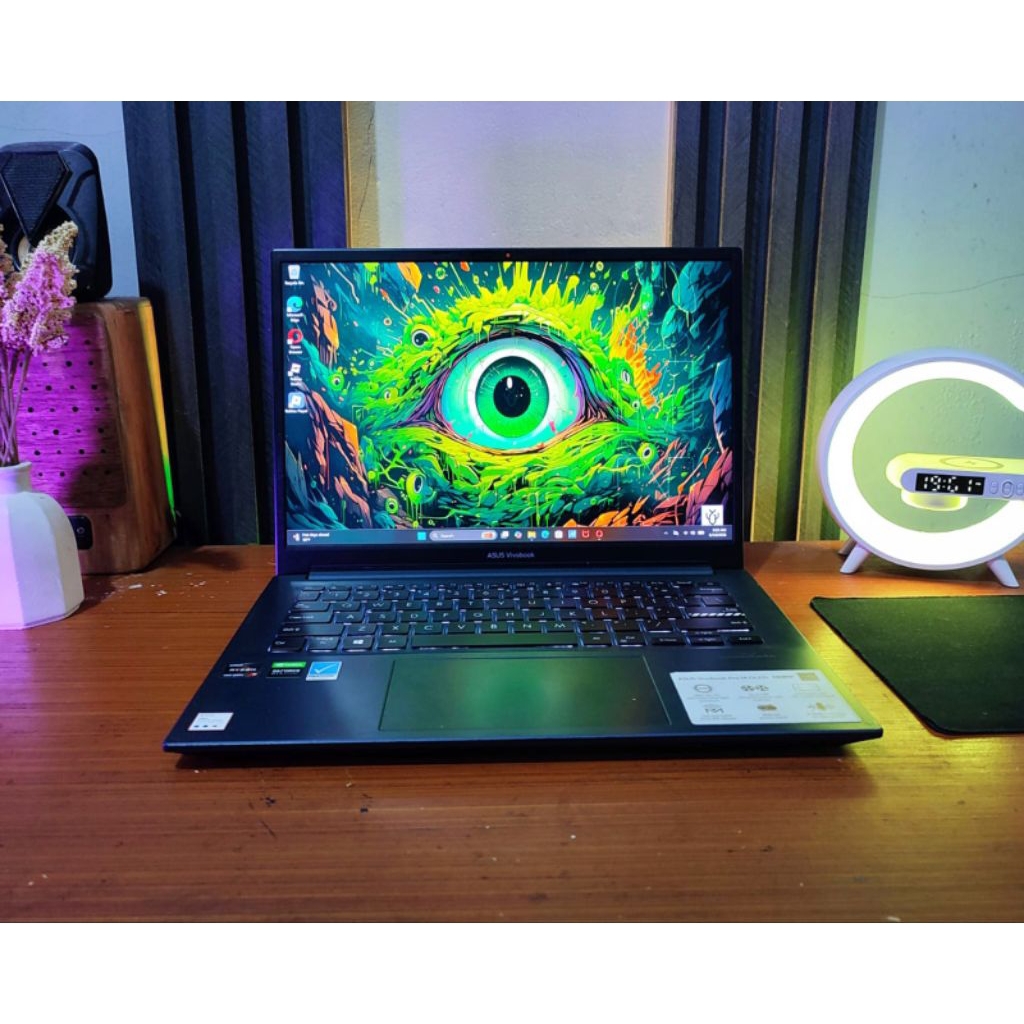 ASUS Vivobook Pro 14 OLED RTX 3050 Ryzen 7 5800H - 8/512GB