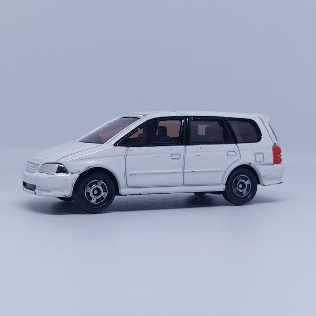 Tomica No 115 Honda Odyssey (2001)