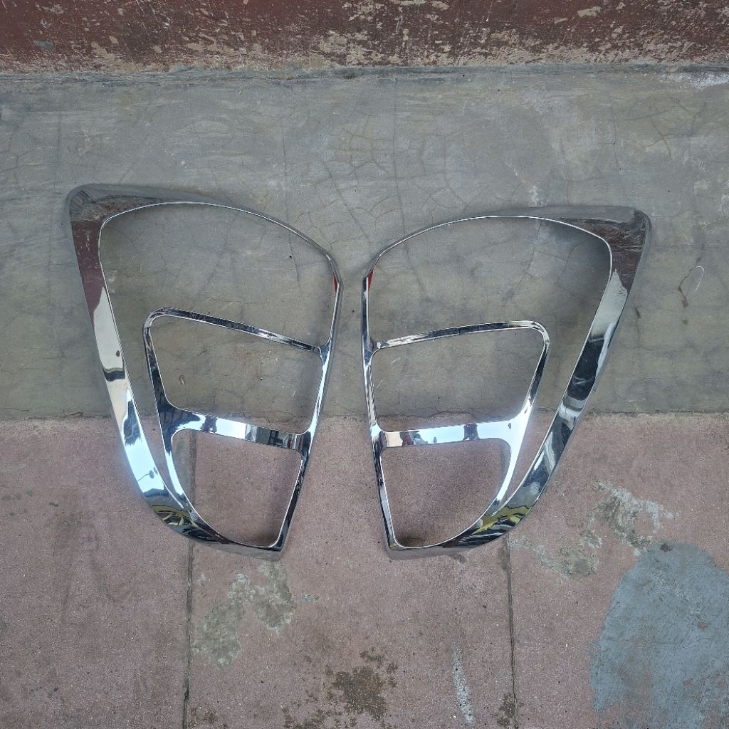 Garnish Stoplamp Lampu Rem Rush Terios 2008-2014