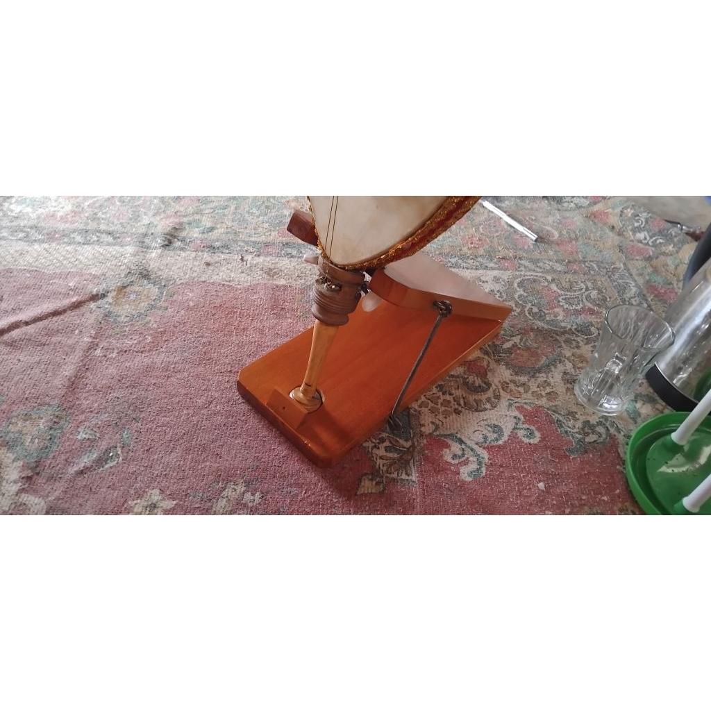 stand jangka rebab alat musik sunda