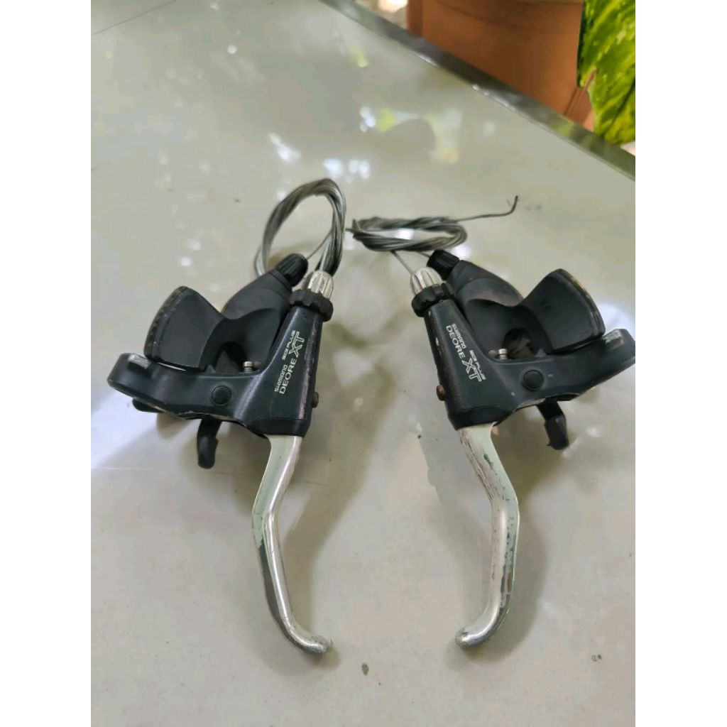 BRIFTER DEORE XT