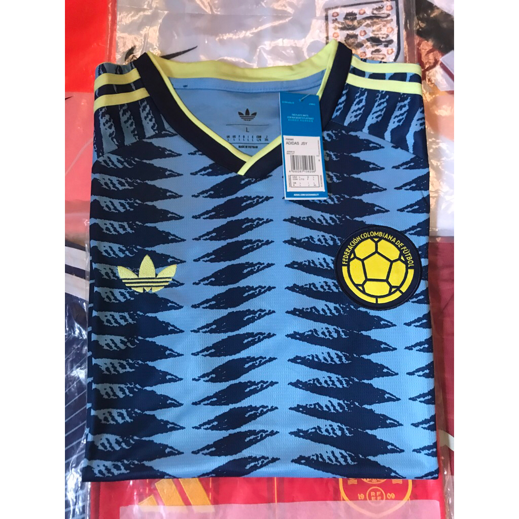 Jersey Kolombia Away Size L ready