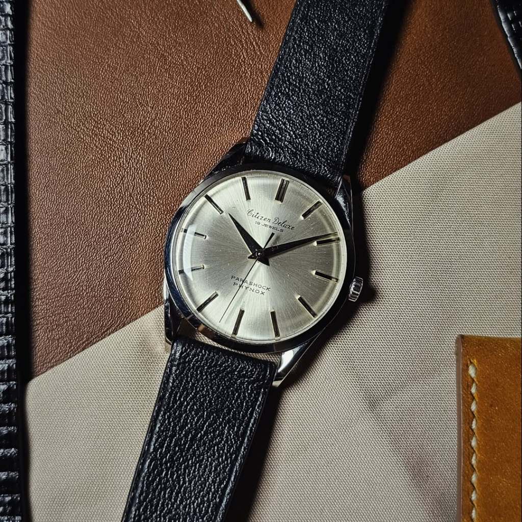 Vintage 1960s clean citizen deluxe twisted lugs