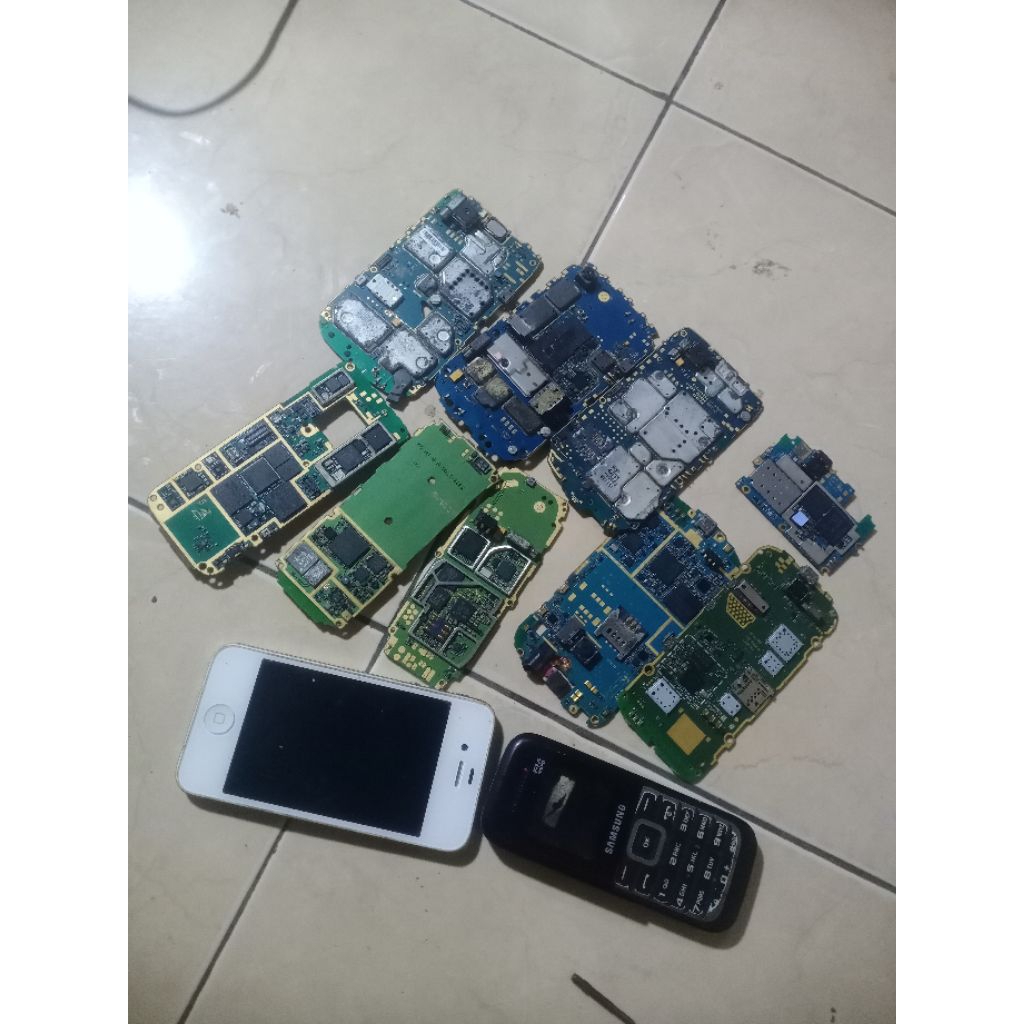 hp rusak / pcb hp bekas