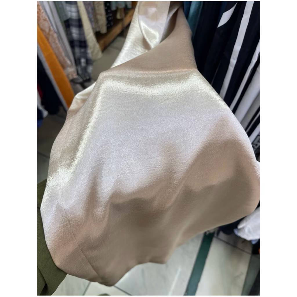 DKNY Donna Karan Pants Warna Cream