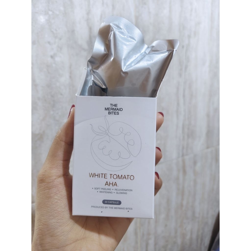 White Tomato AHA The Mermaid Bites 30 softgel