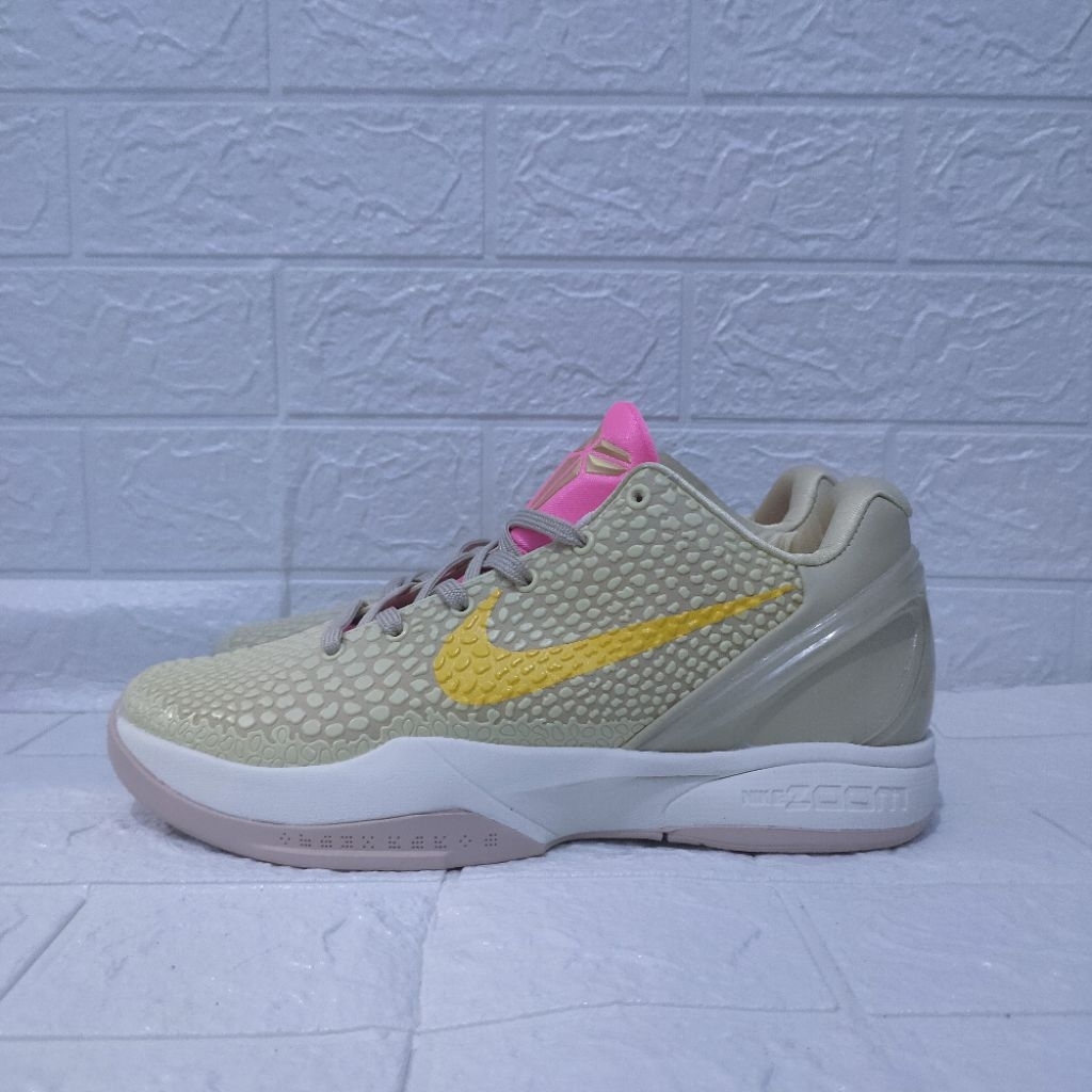 KOBE 6 PROTRO THE BELLAS