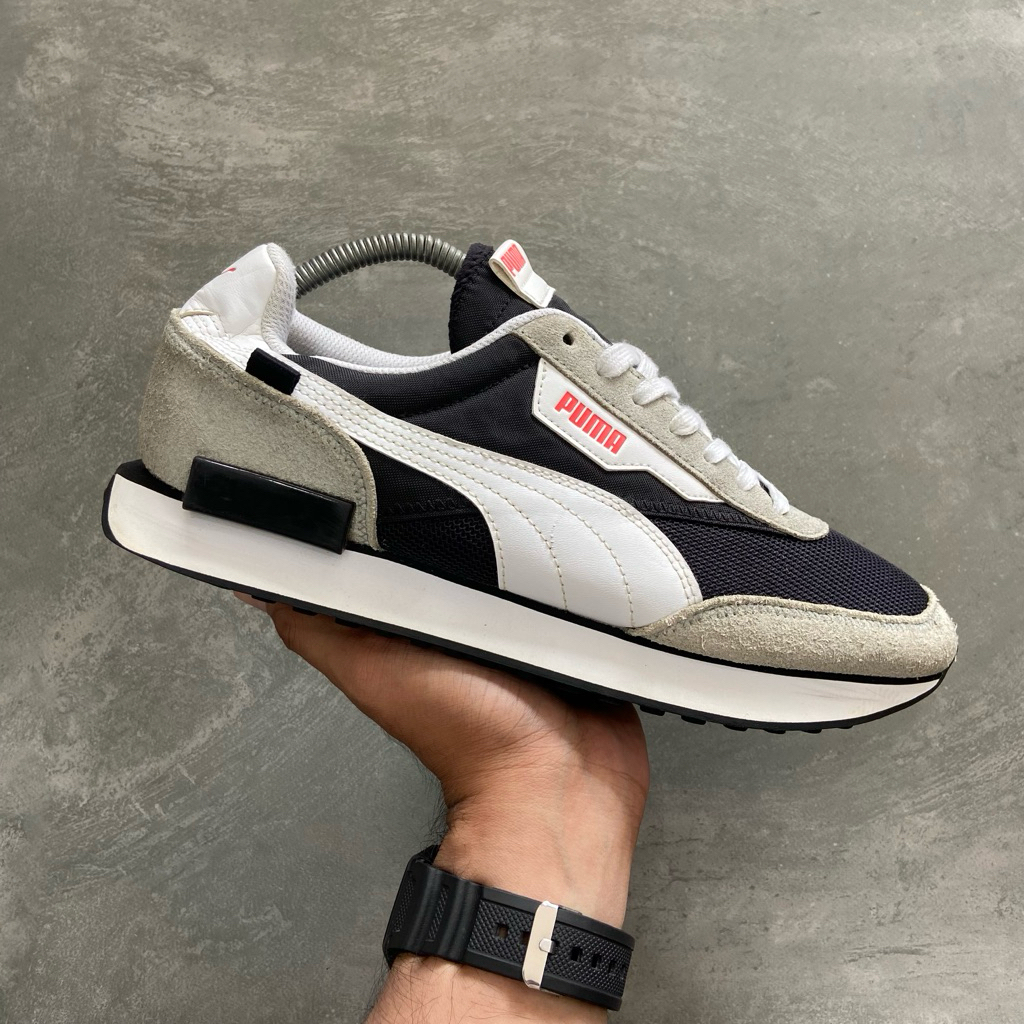 [Size 42.5] Rare Puma Future Rider Vintage Running Shoes Black/White/Grey (380464-01) Second Origina
