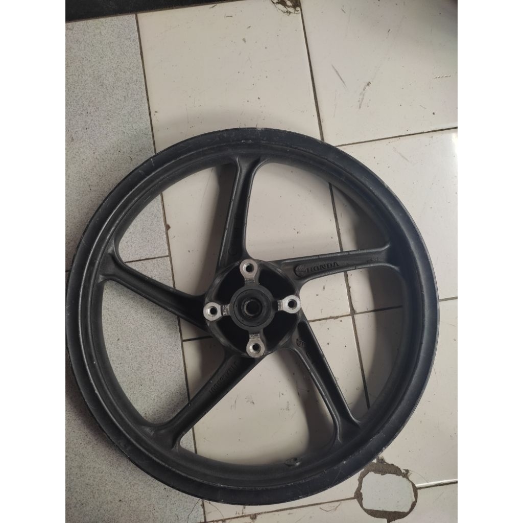 velg depan matic honda