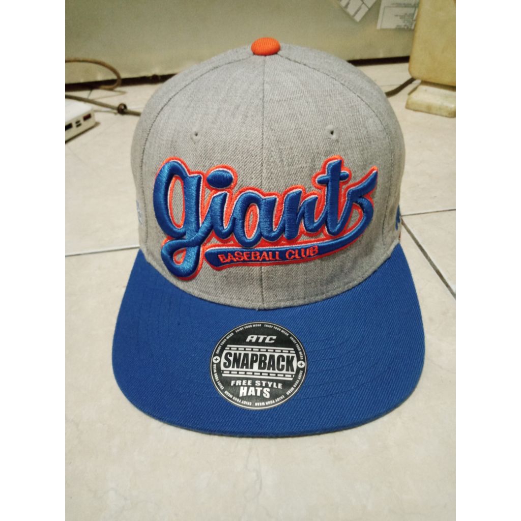 Topi Snapback Giant act colab yupoong second