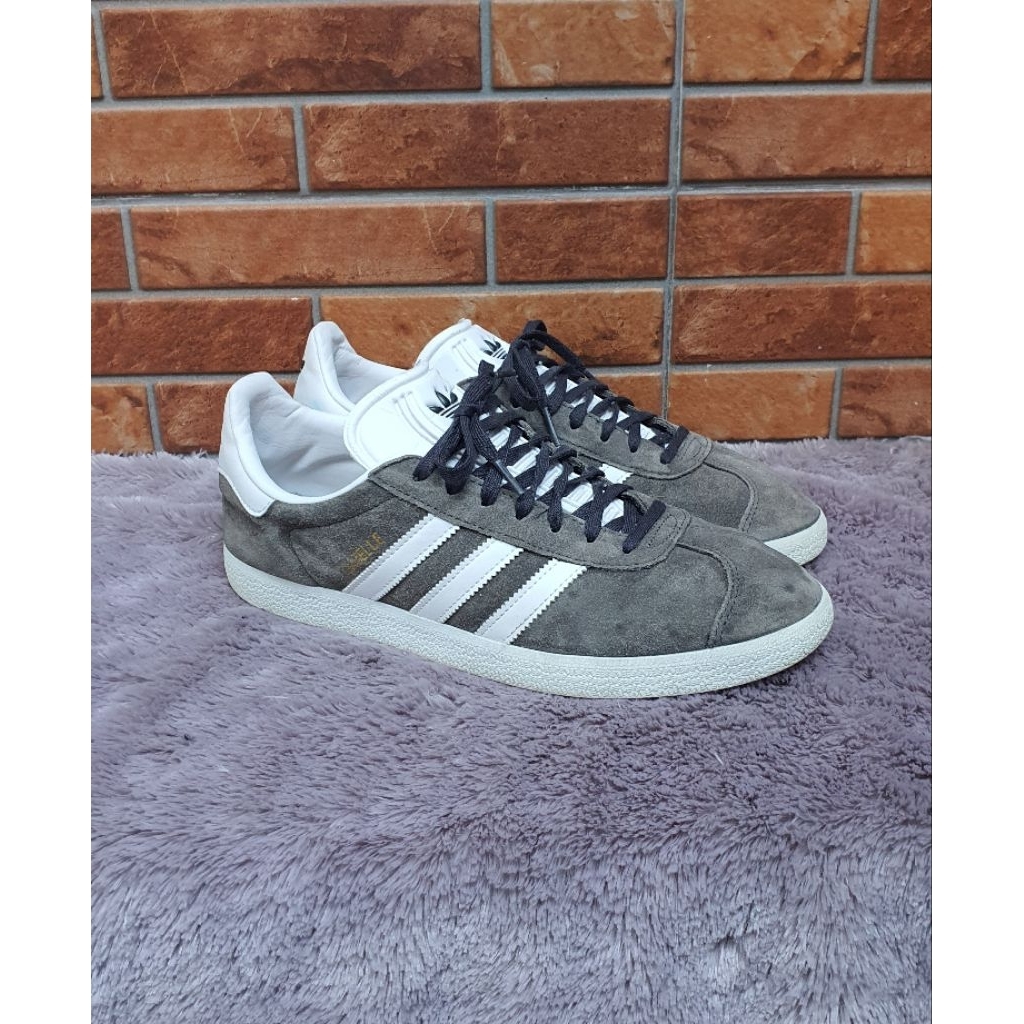 Sepatu Adidas Gazelle v2 Size 43 Second Ori