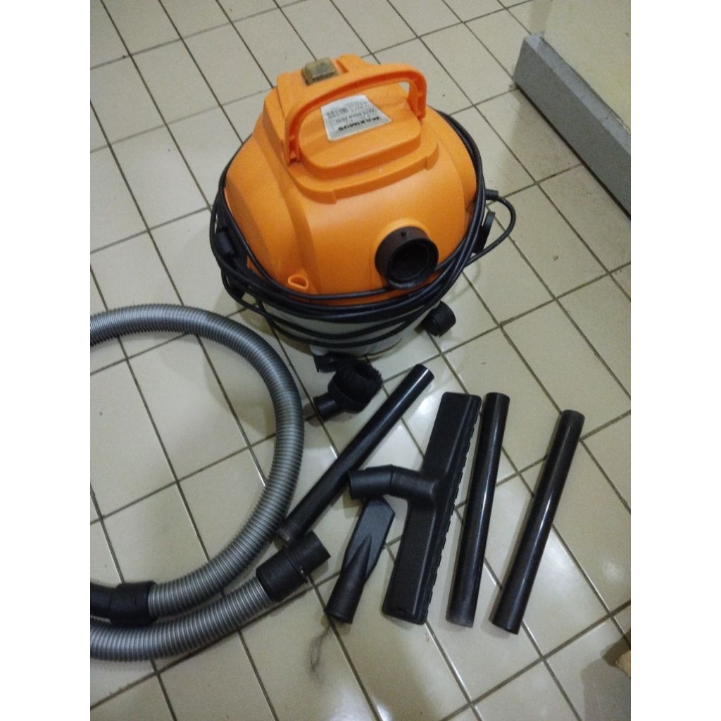 vacuum cleaner Maximus 800watt