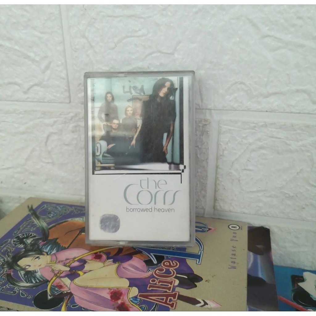 Kaset Pita The Corrs Borrowed Heaven