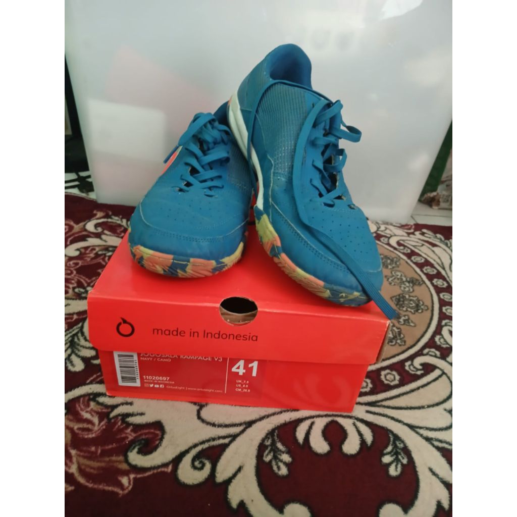 Preloved Sepatu Futsal Ortuseight