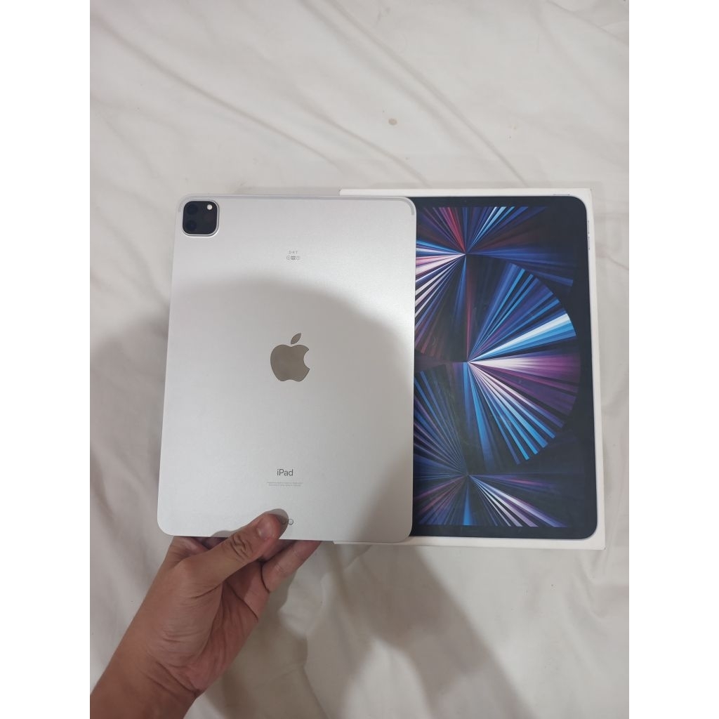 iPad Pro M1 128gb Wifi only 11 inch garansi inter seken bekas second
