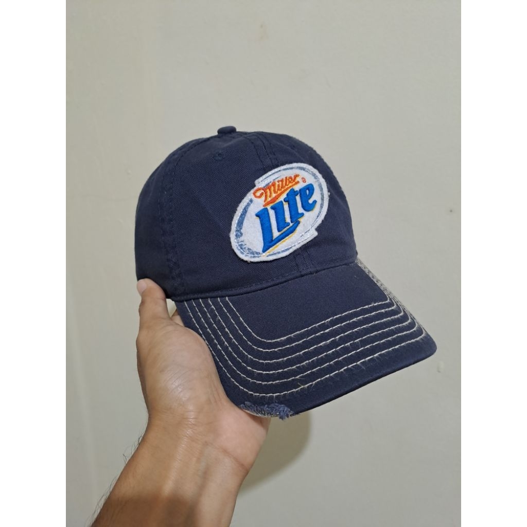 Topi Miller Lite brewing