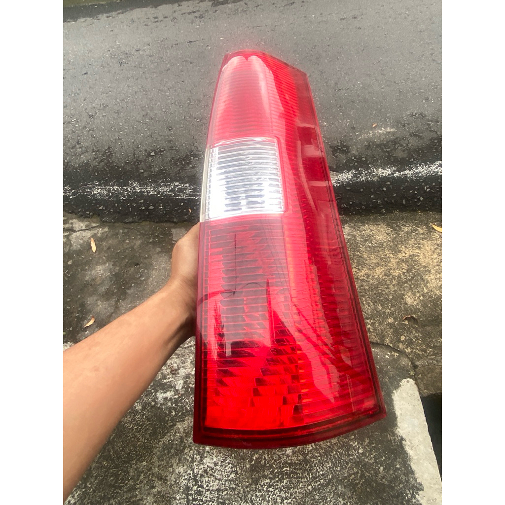 STOPLAMP HOUSING / RUMAH LAMPU BELAKANG FORD EVEREST TDI