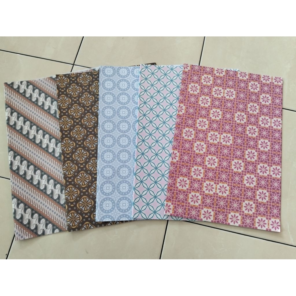 KERTAS KADO BATIK KERTAS KADO FANCY KERTAS PEMBUNGKUS KADO