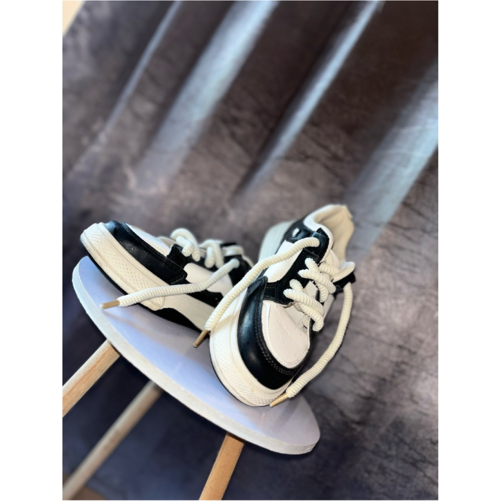 Nanopreloved/PRELOVED sepatu wanita pria/sepatu cani/sepatu santai/sneakers cani