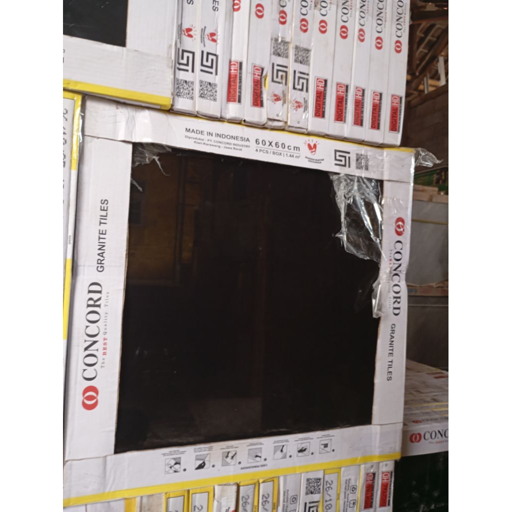 Granit 60x60 Black Grace Glossy Concord