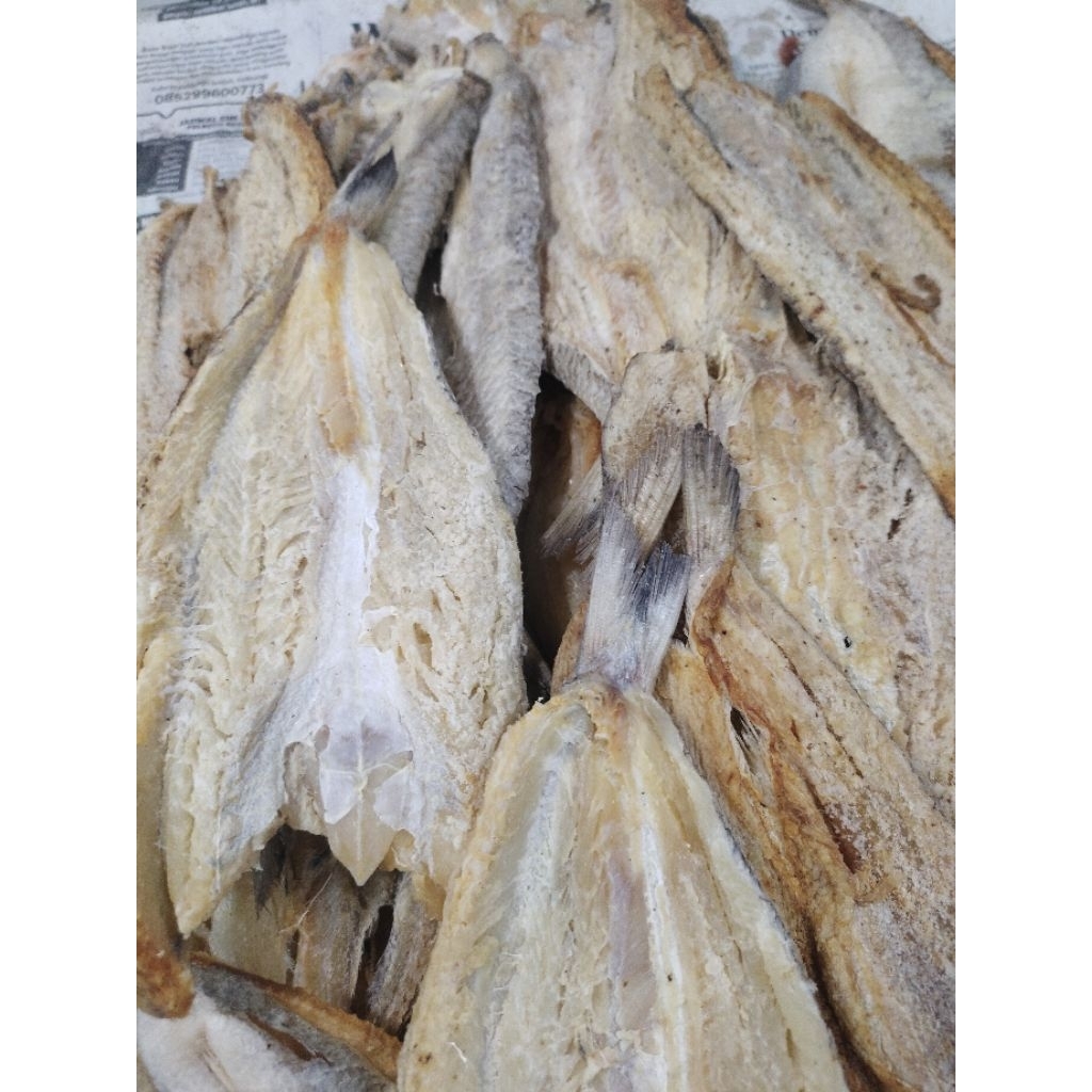 IKAN ASIN KACANG KACANG/IKAN ASIN BLOSO