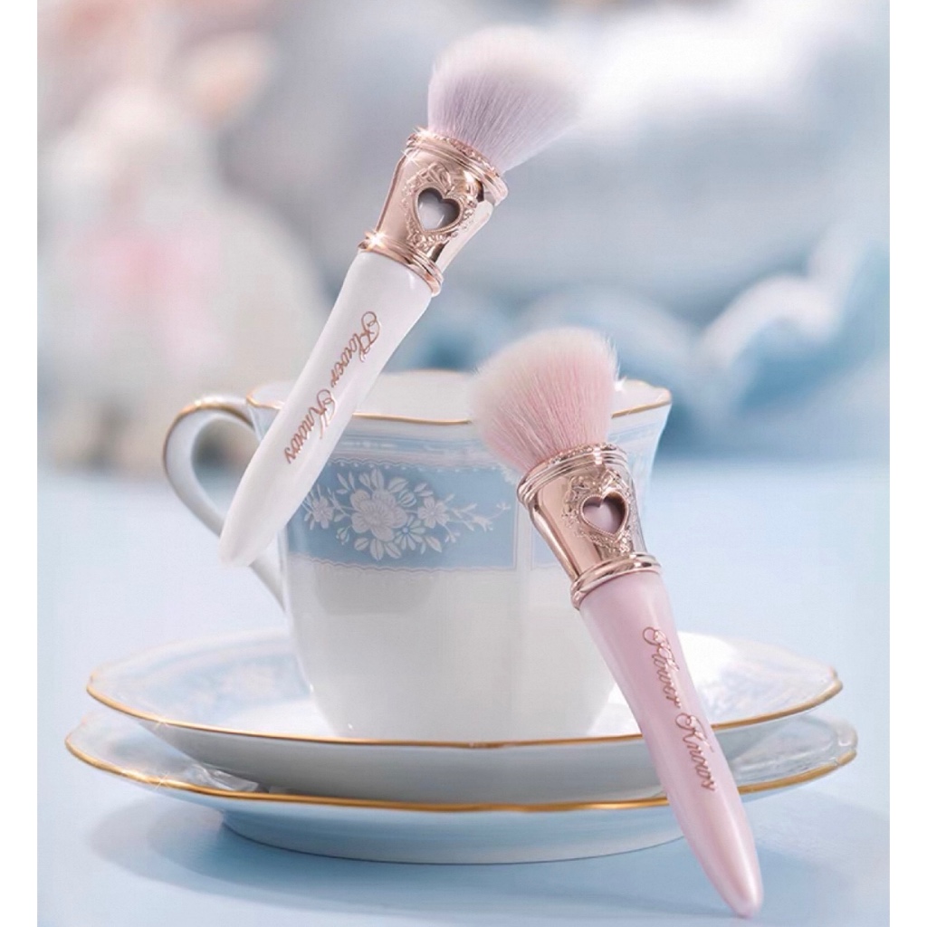 Flower Knows Bunny Collection Angled Blush Brushes