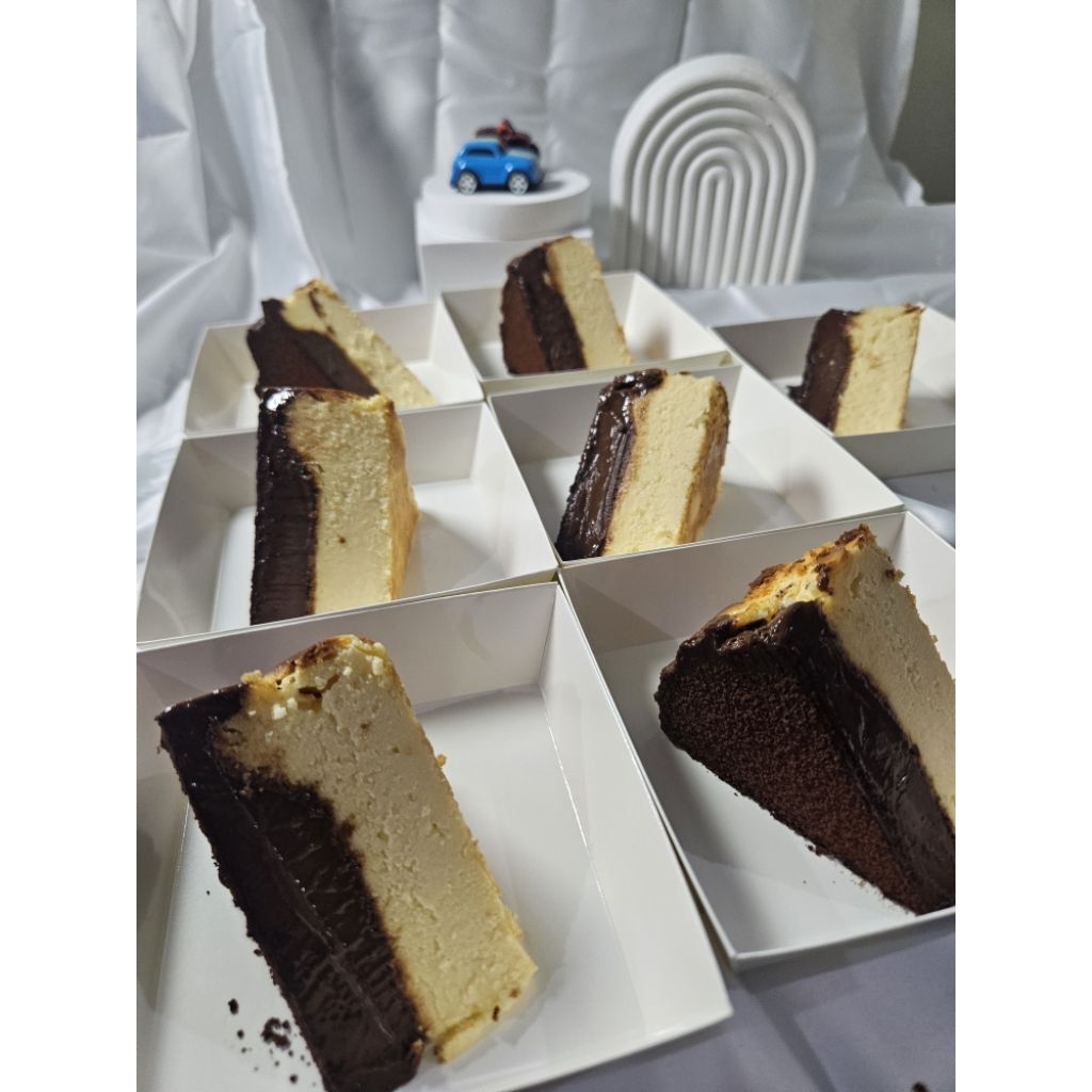 ICEBURG CHEESECAKE SLICE