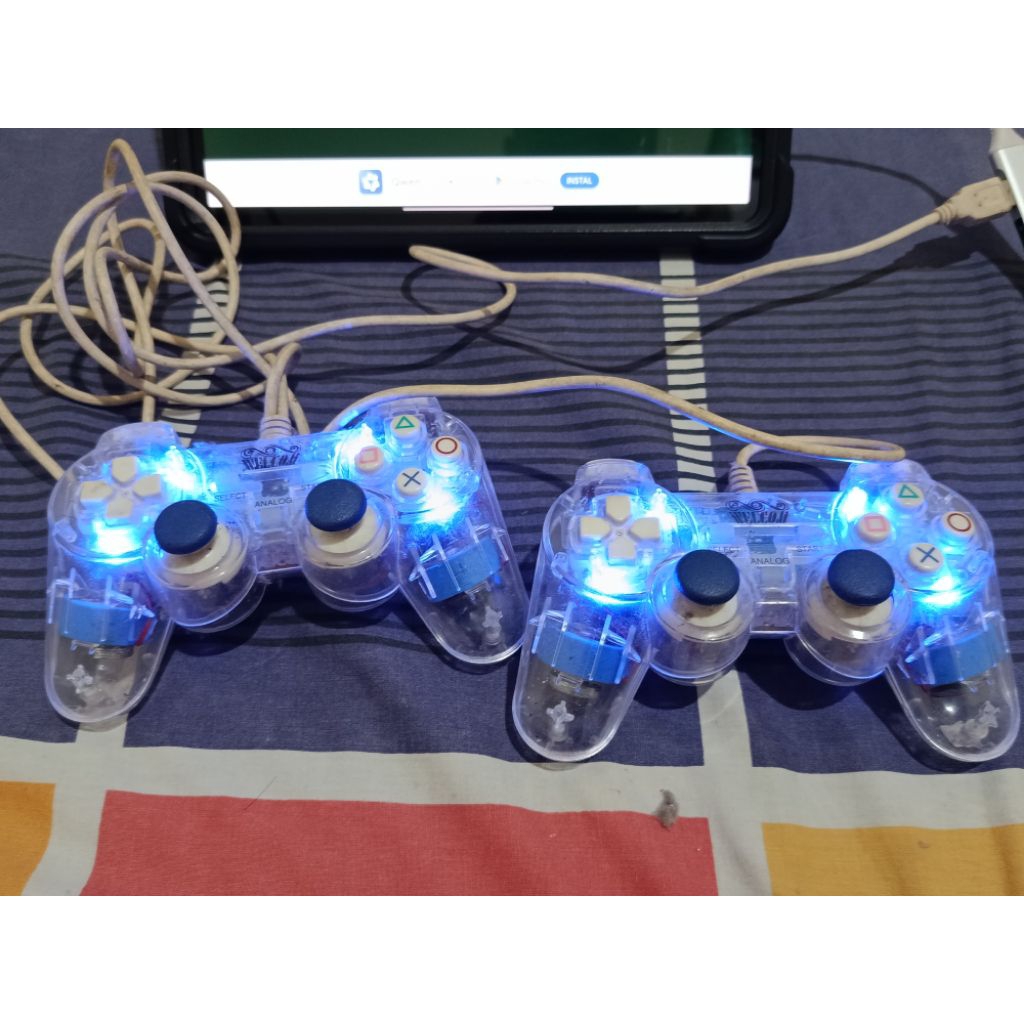 stik usb double pc nyala lampu.