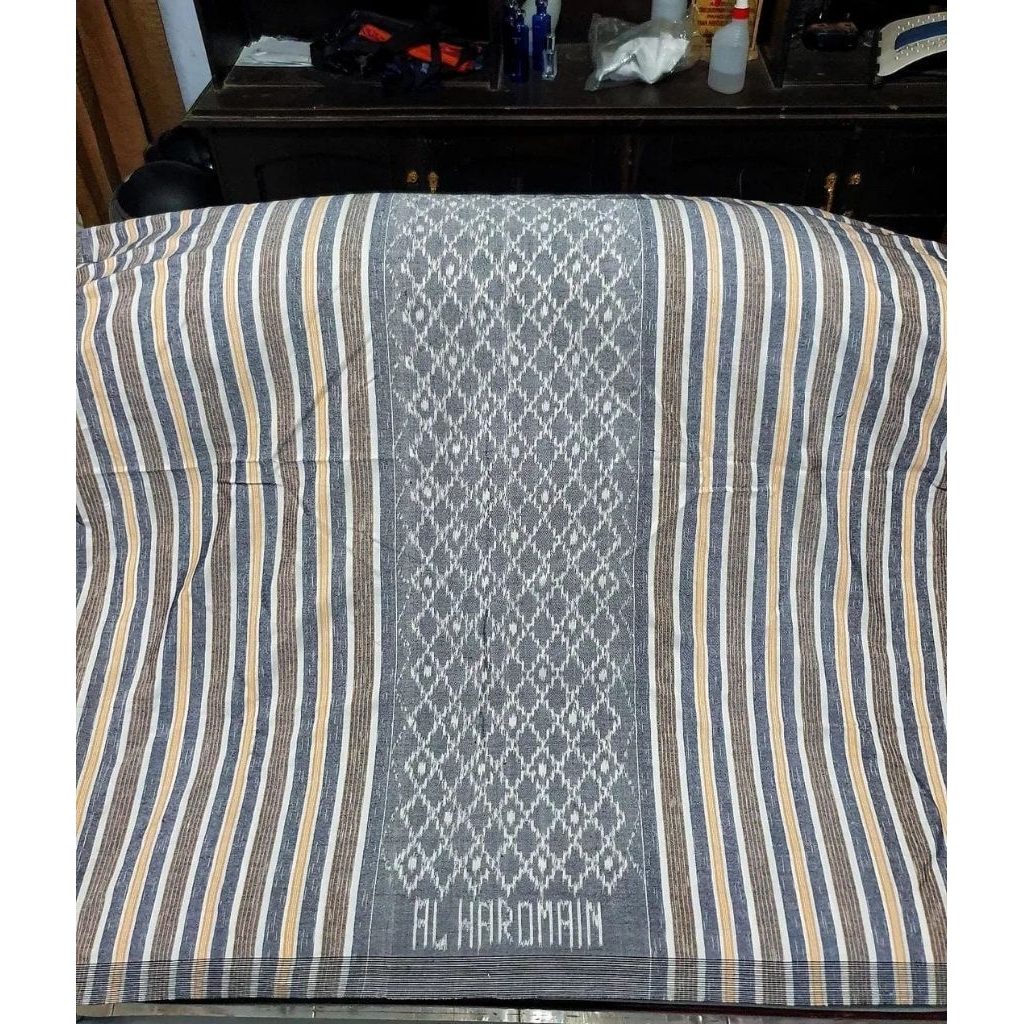 sarung tenun goyor salur baru