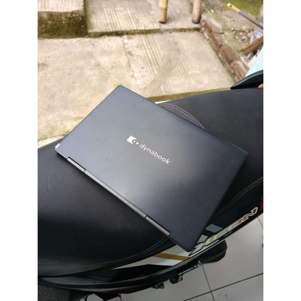 Toshiba Portege X30W-J Dark Grey