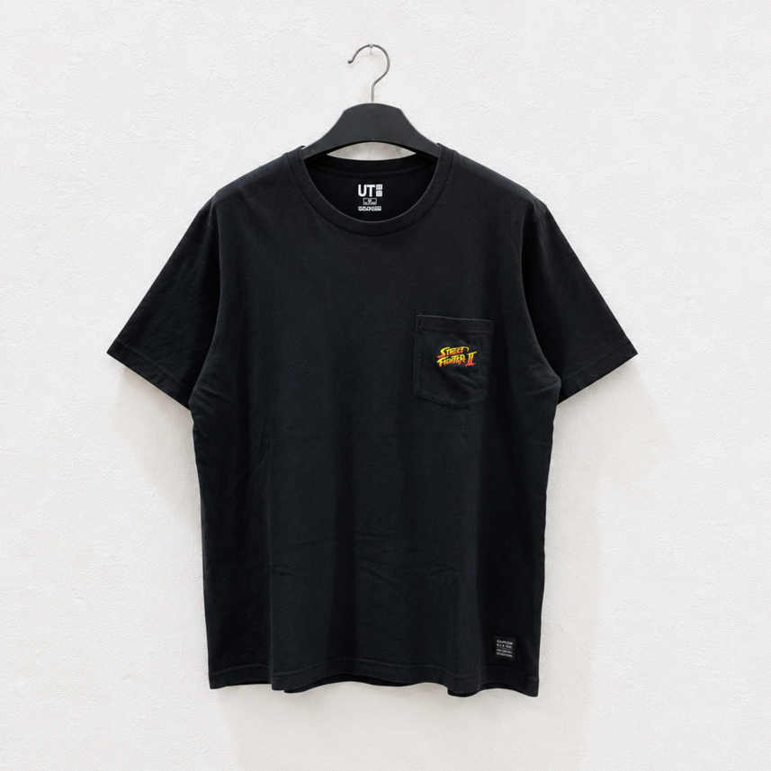 Kaos t-shirt Uniqlo x Street Fighter Capcom USA Pocket Retro Style