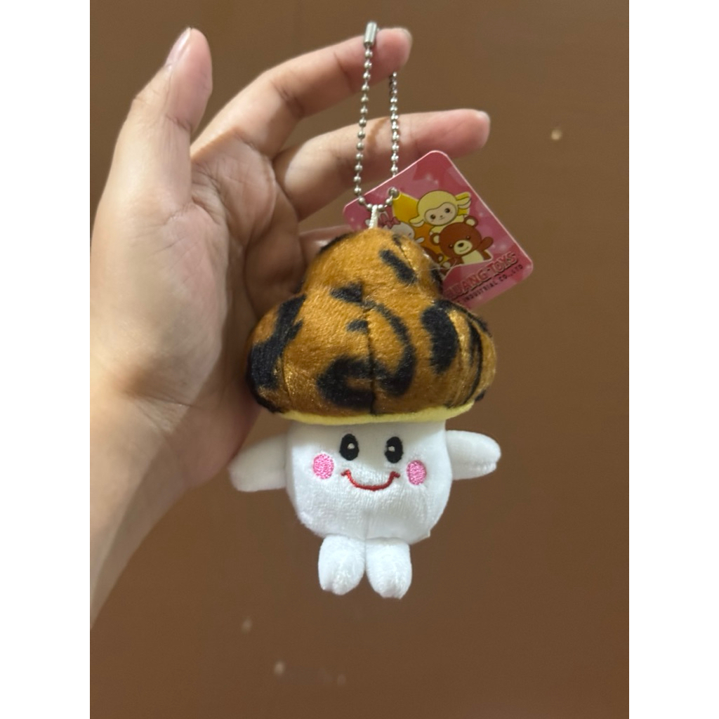 Boneka Gantungan Kunci Karakter Jamur Lucu size 9x12cm / Boneka Jamur Kecil / Boneka Gantungan Kunci