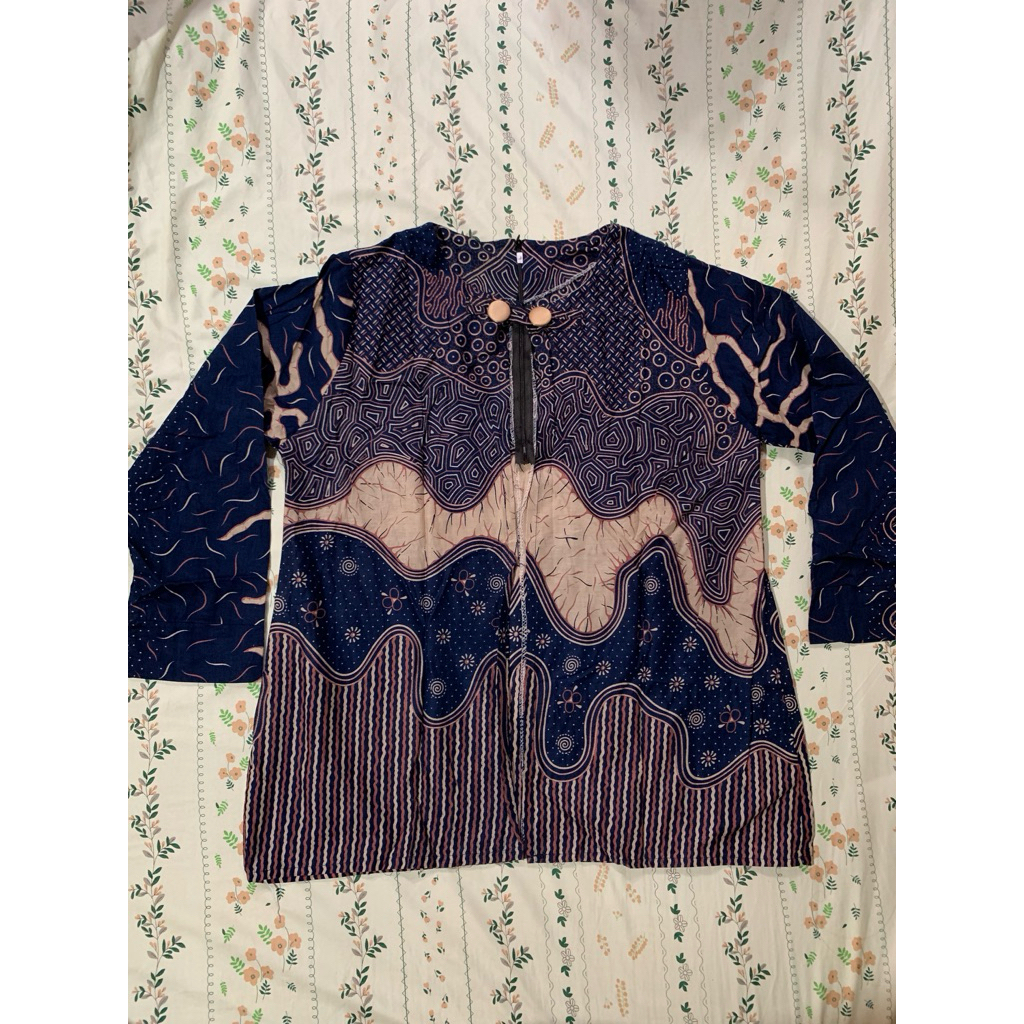 PRELOVED OUTER BATIK