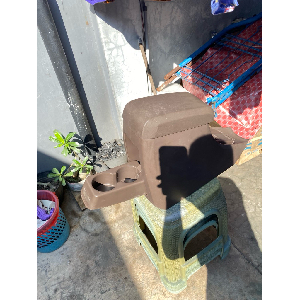 CONSOLE BOX AVANZA XENIA