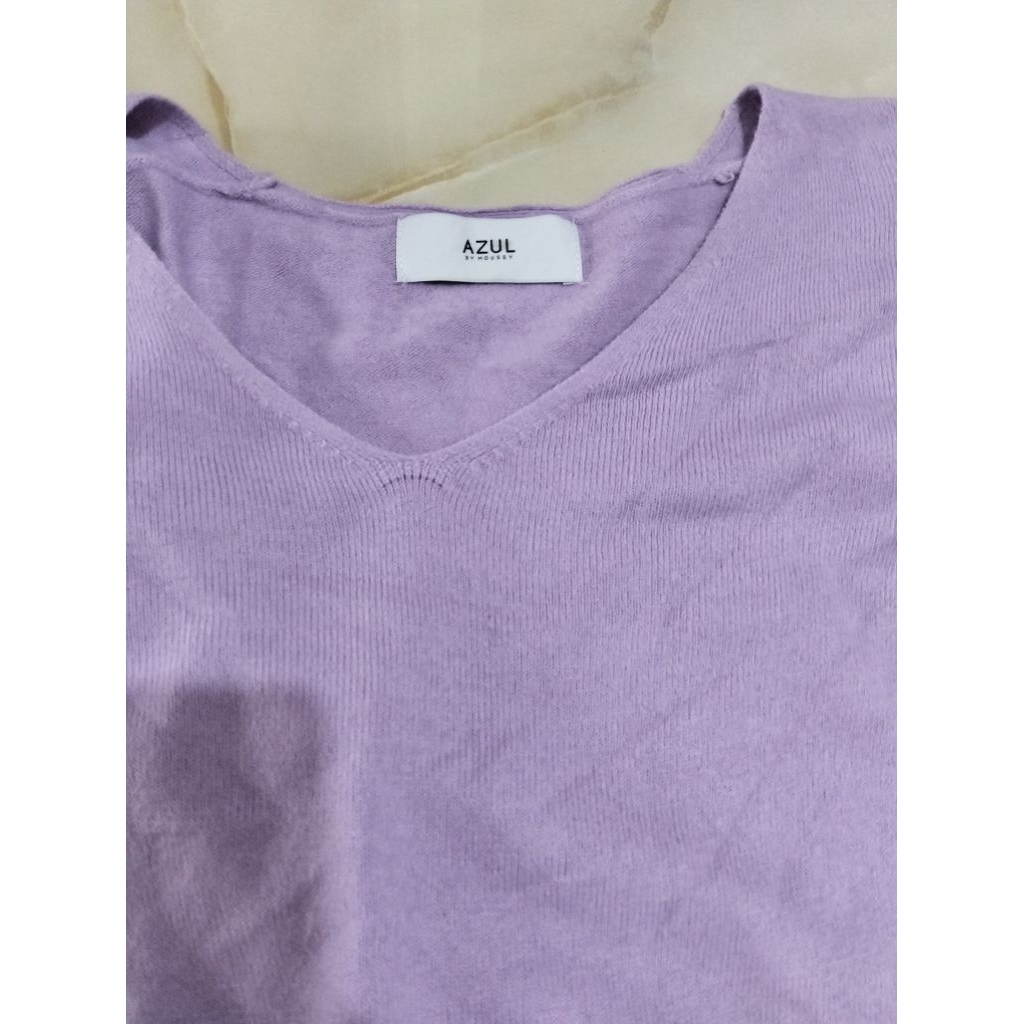 sweater brand Azul dan mystic (dapat2) bahan lembut adem cantik warna Lilac dan alpukat
